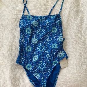Super Cute Rhode Women’s Swimsuit NWT Size M